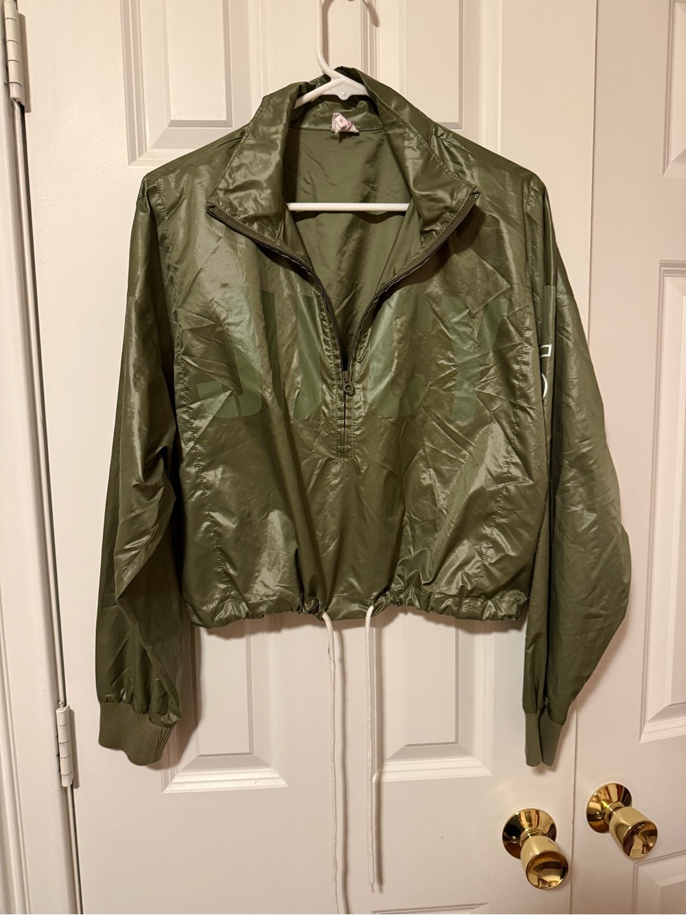 Juicy Couture Cropp windbreaker  Mock Neck  jacket size M Like New
